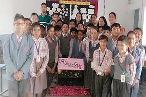 curious students at NIS